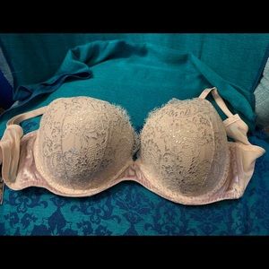 Victoria’s Secret Ver Sexy Push Up 38 DD Pink